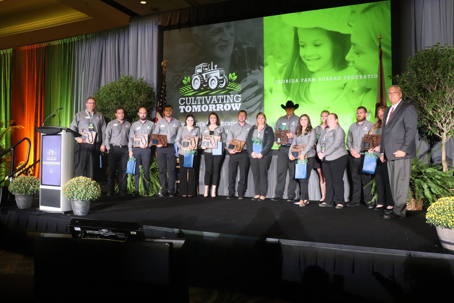 Statewide Meeting Honors Volunteer Members Florida Farm Bureau